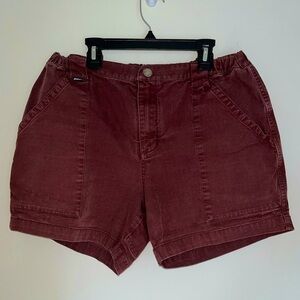 chubbies Women's Shorts Bermudas in Burgundy